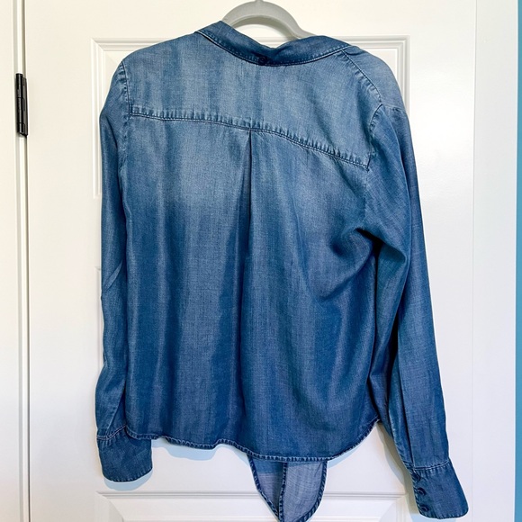 CLOTH & STONE chambray button down tie front, sz medium - Picture 8 of 11